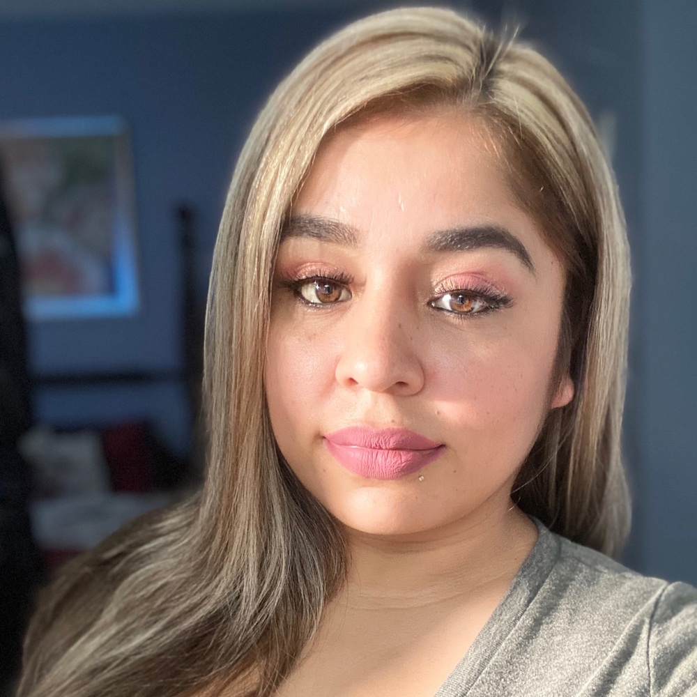 Meet your Posher, Maria